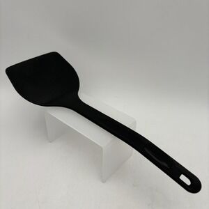 Rubbermaid Nylon Rigid Wide Spatula Turner‎ Flipper # 1972 Rare